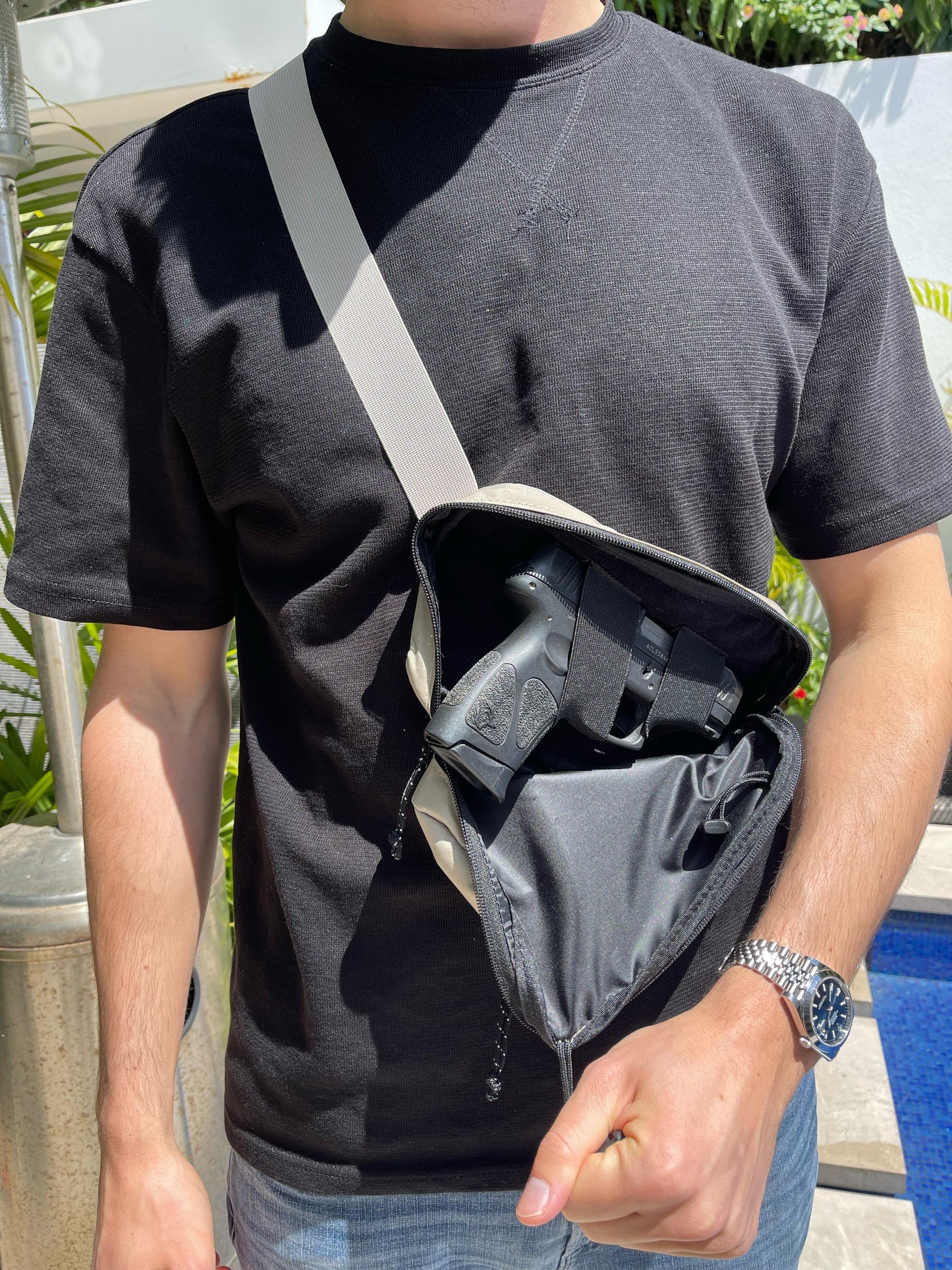 Goldaz Concealed Carry Pack - פאוץ' לאקדח עם שליפה מהירה – עמיד, נוח ומעוצב